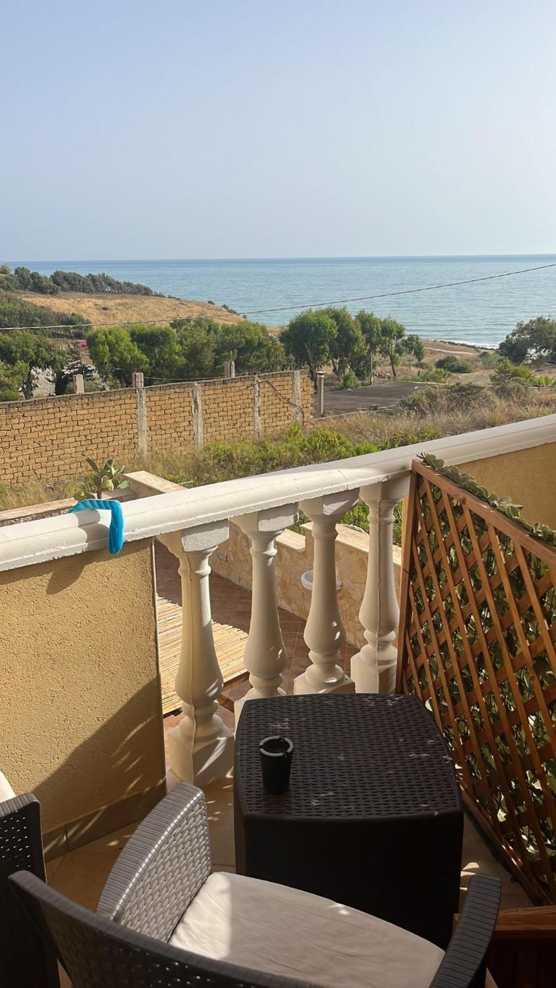 Al Faro Bed and Breakfast Realmonte Εξωτερικό φωτογραφία