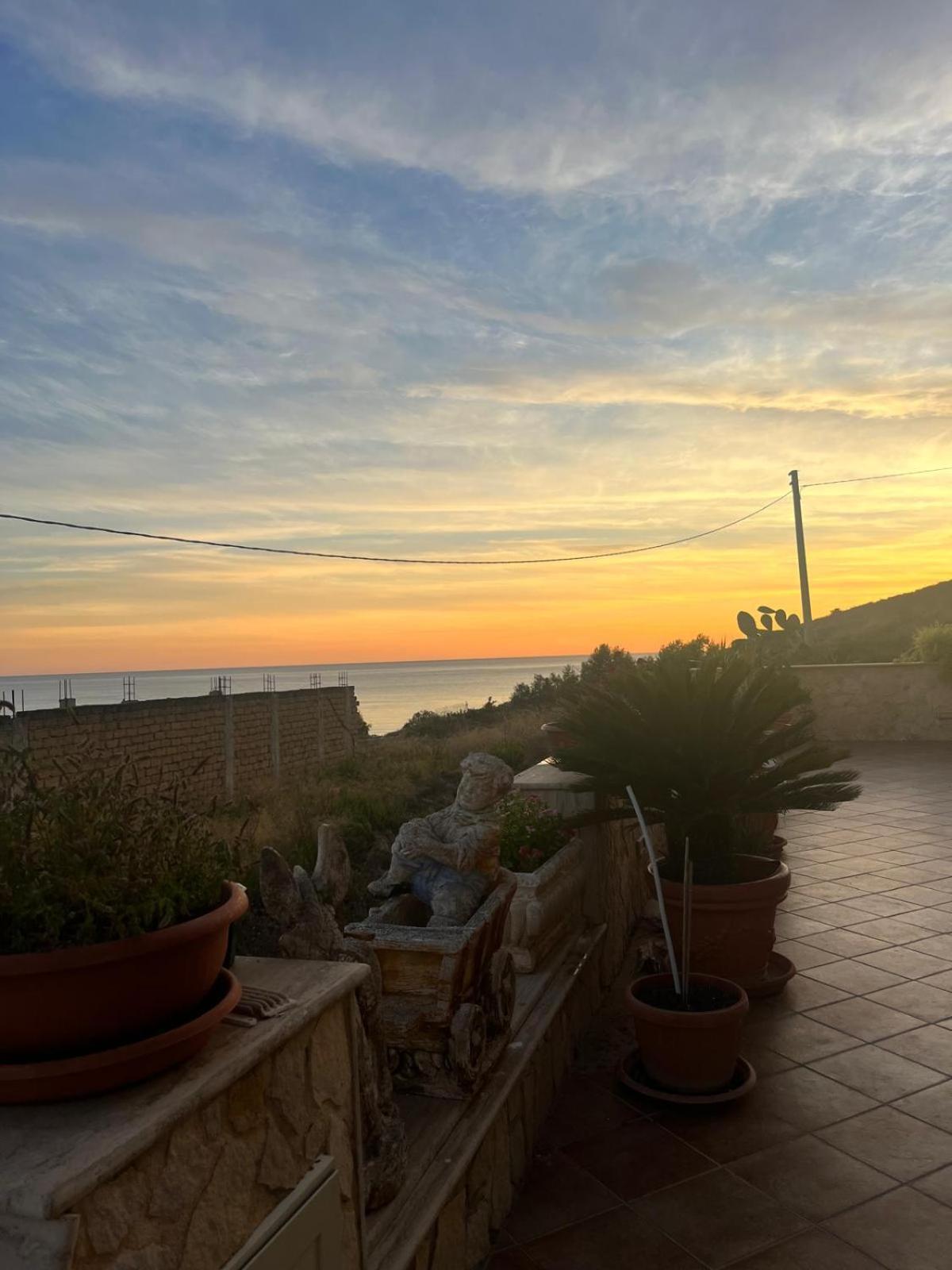 Al Faro Bed and Breakfast Realmonte Εξωτερικό φωτογραφία